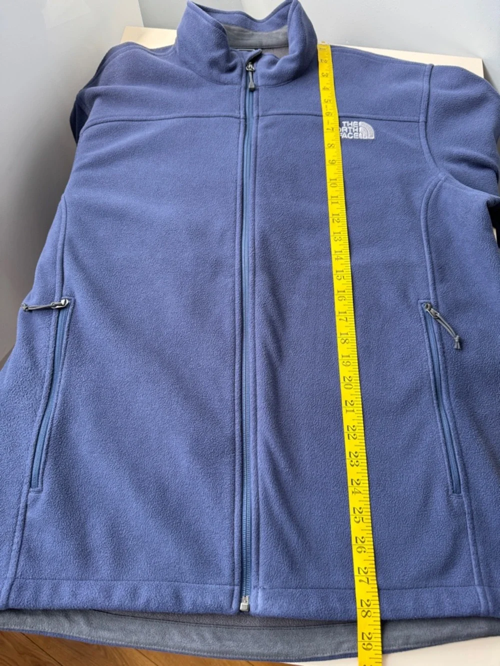 The North Face Men's Large Periwinkle Blue Fleece Jacket - Full Zip - TKA 100